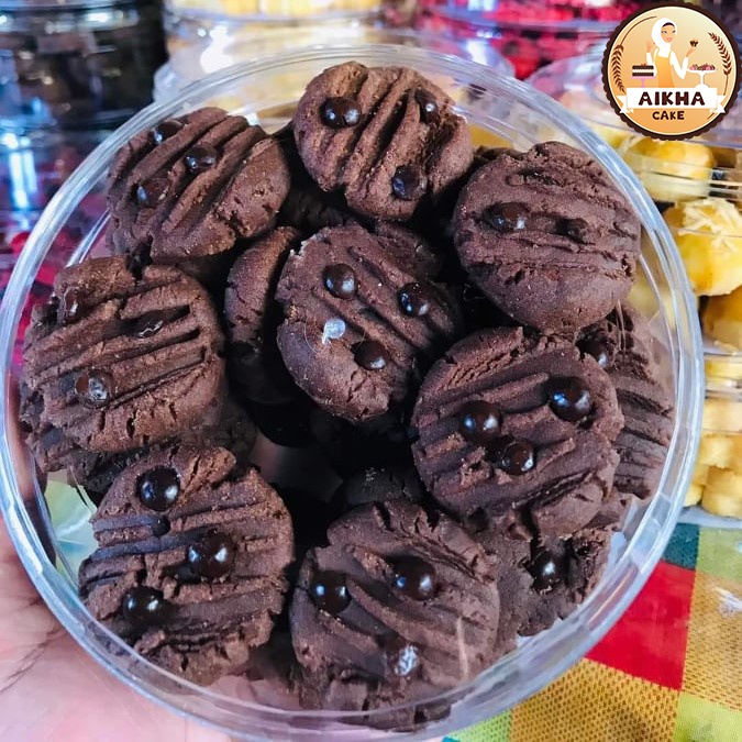 Kue Tart Lezat dari AIKHA Cake and Drink